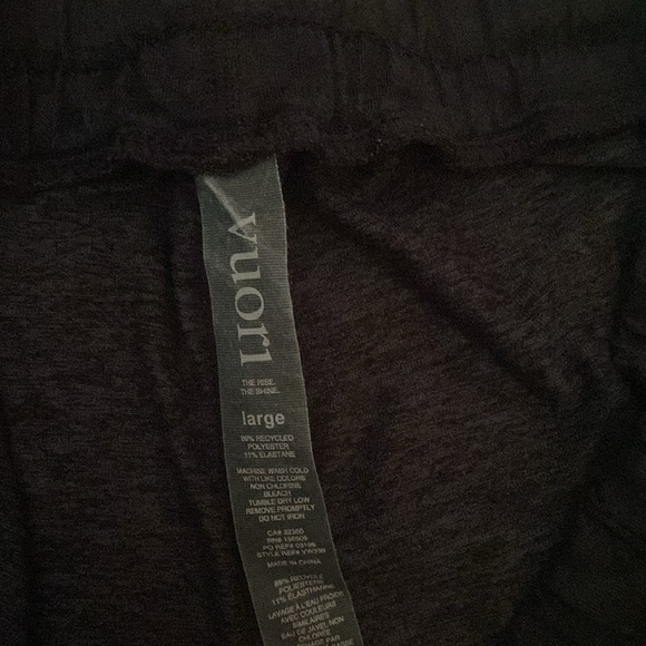 Vuori shorts halo grey large - Picture 7 of 7